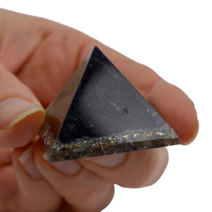 Mini Pyramide Orgonite "Protection et Ancrage" Tourmaline Noire